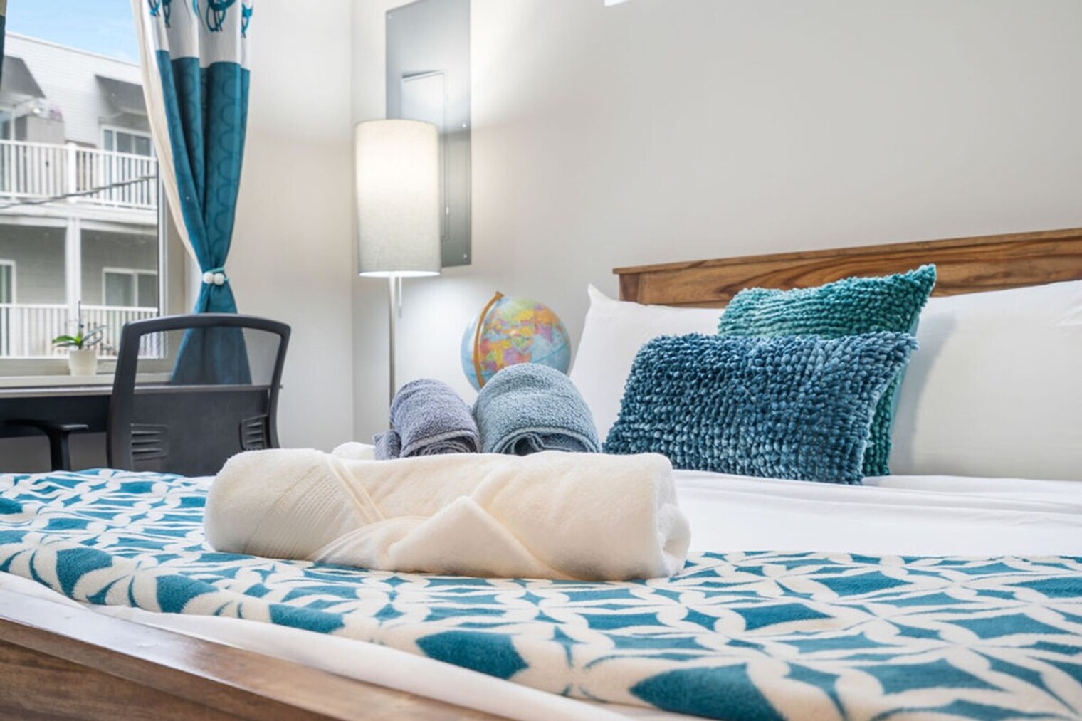 Building Photo - 4036 Linden Ave N