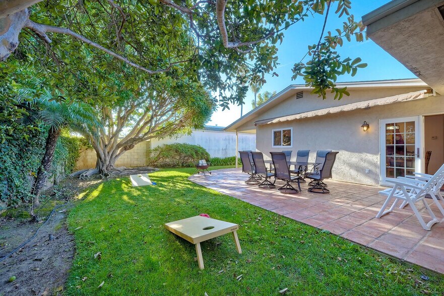 Building Photo - 5100 El Arbol Dr