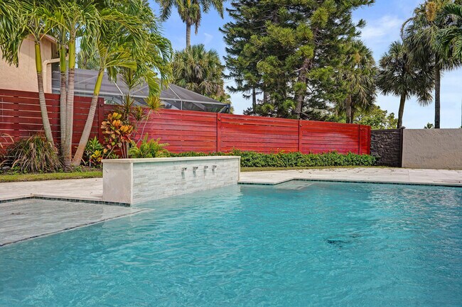 Building Photo - 11175 Jasmine Hill Cir