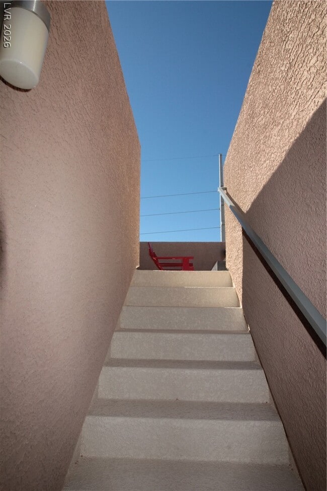 Building Photo - 10086 Emerald Edgewater Ct
