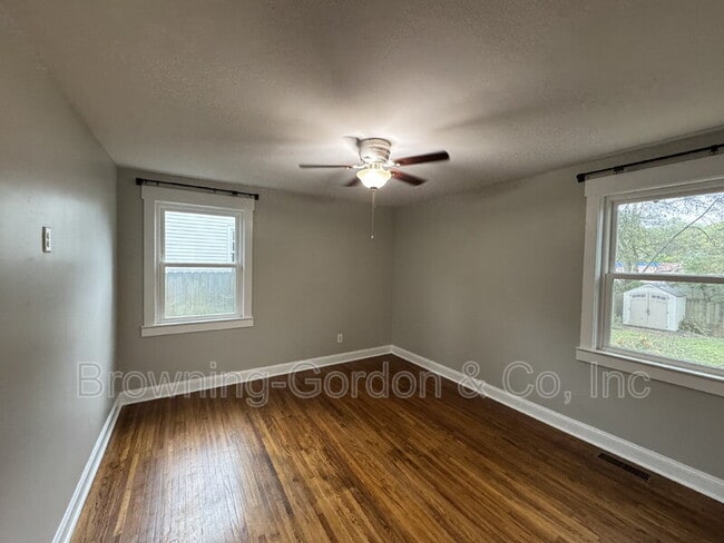 Building Photo - 1235 Sunnymeade Dr