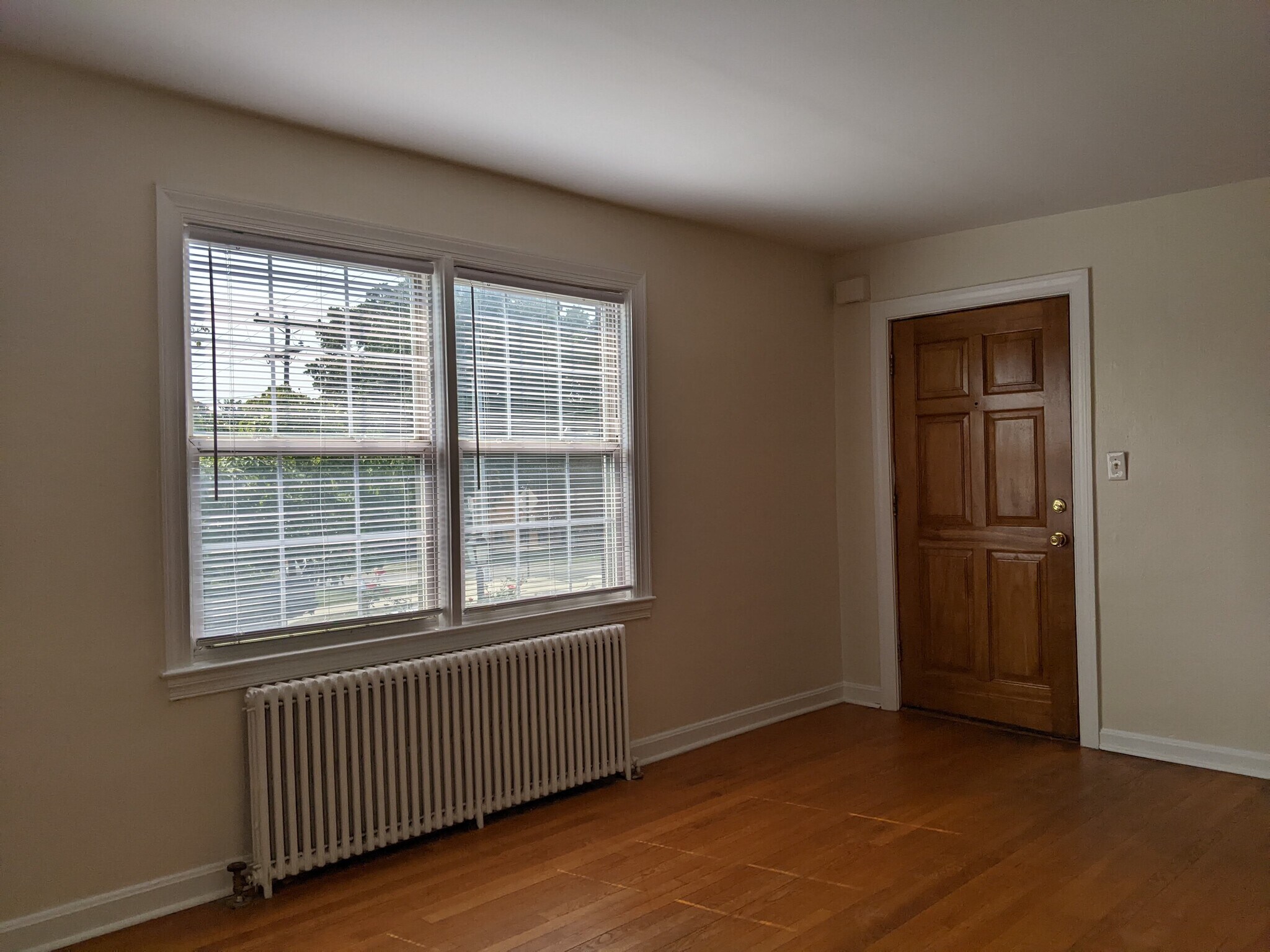 Building Photo - 2025 5th St S