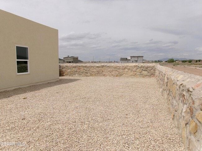 Building Photo - 5960 Mohegan Sun St