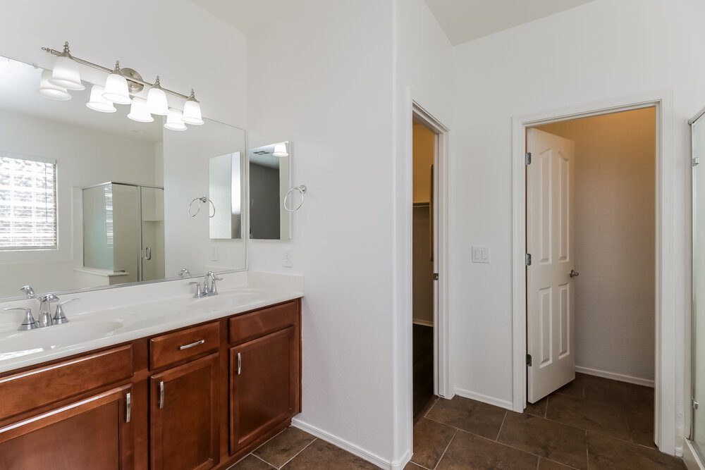 Building Photo - 38514 N Navarro Dr