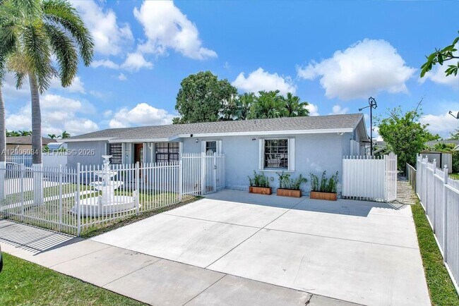 Building Photo - 25420 SW 124th Pl