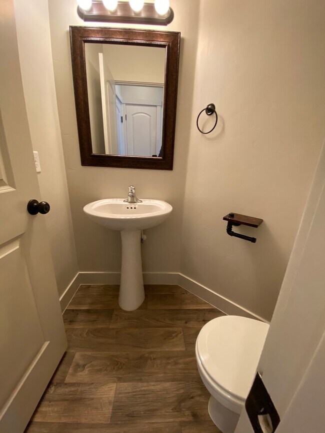 Building Photo - Gorgeous Home with HUGE backyard and play-set.