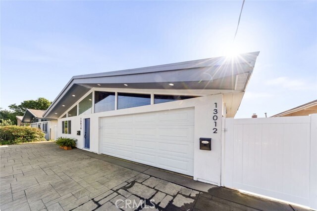 Building Photo - 13010 Hartland St