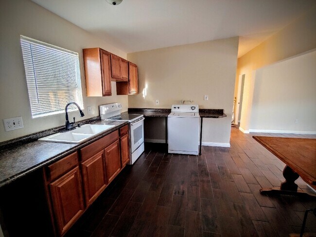 Building Photo - 71938 Gorgonio Dr