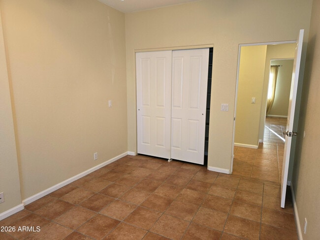 Building Photo - 600 E Desert Canyon Rd