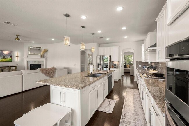 Building Photo - 17831 Maple Ash Dr