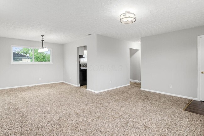 Building Photo - 4155 Dixie Ct