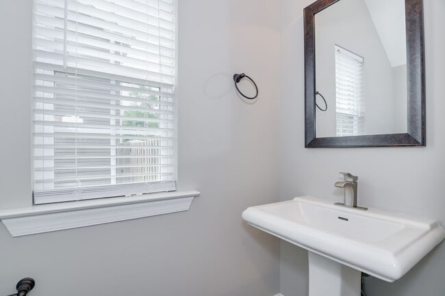 Building Photo - 473 Brantley Cove Cir