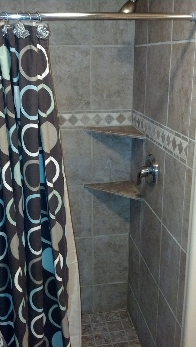 Building Photo - 147 Dogwood Dr