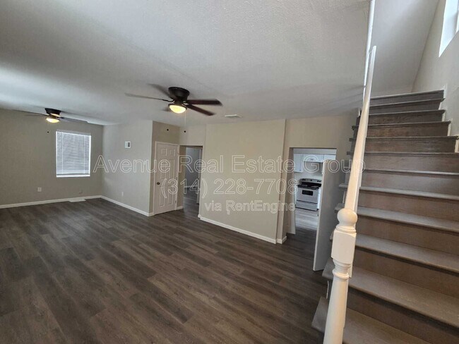 Building Photo - 1131 N Florissant Rd