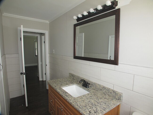 Building Photo - One Story Home For Residential or Institutional/Office Use in Harrisburg NC!