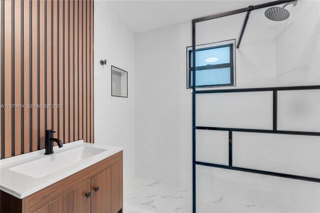 Building Photo - 3040 NW 96th St