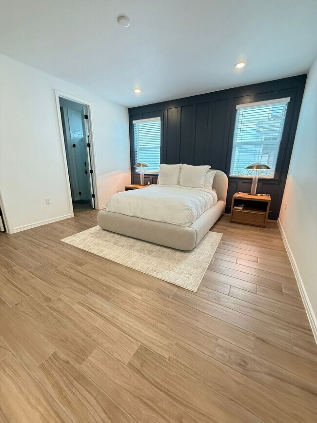 Building Photo - "Spacious 3-Bedroom Home in St. Cloud with...