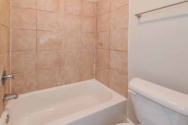 Building Photo - 3890 Birchshade Cove