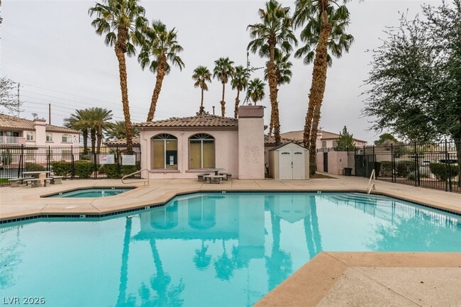 Building Photo - 4555 E Sahara Ave