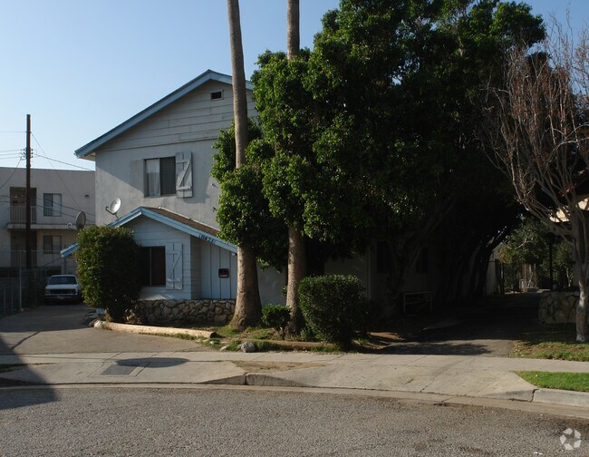 Building Photo - 10421 Parr Ave