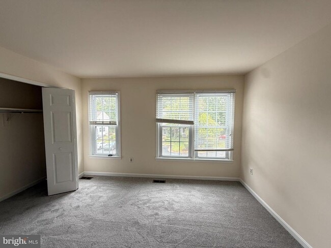 Building Photo - 15066 Maple Glen Ct