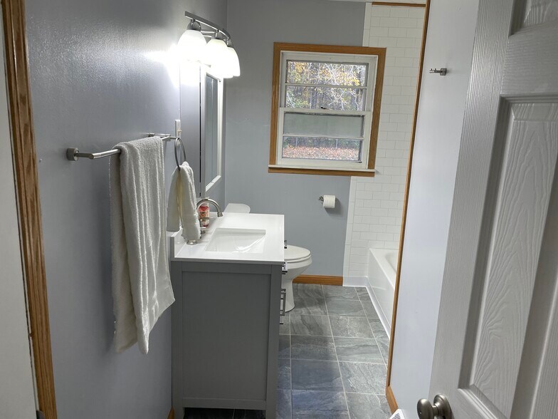 Bathroom - 620 Lawrence Dr