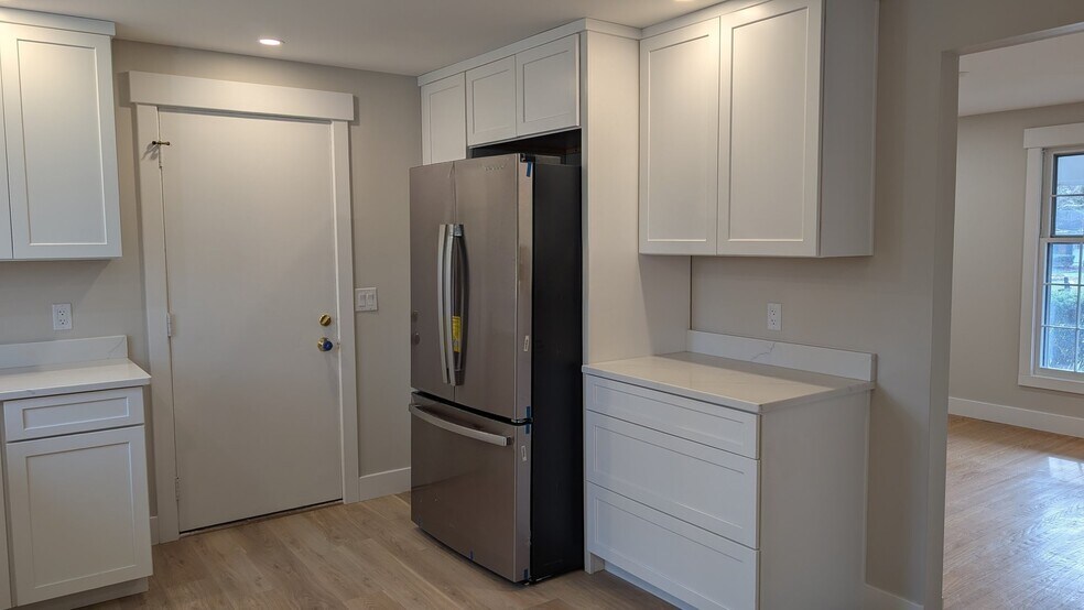 Building Photo - 25 Red Bud Rd