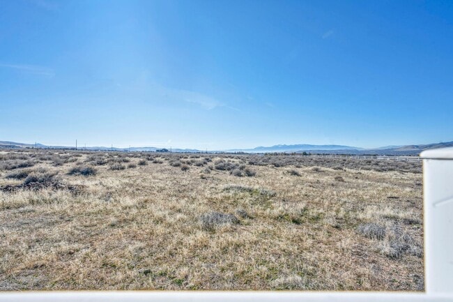 Building Photo - Country Living Single Story Home in Spanish Springs