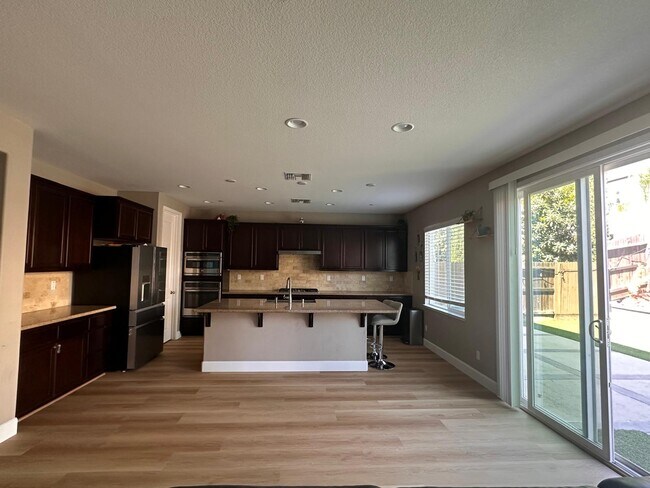 Building Photo - 1643 Monroe Way