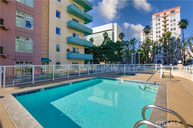 Building Photo - 388 E Ocean Blvd