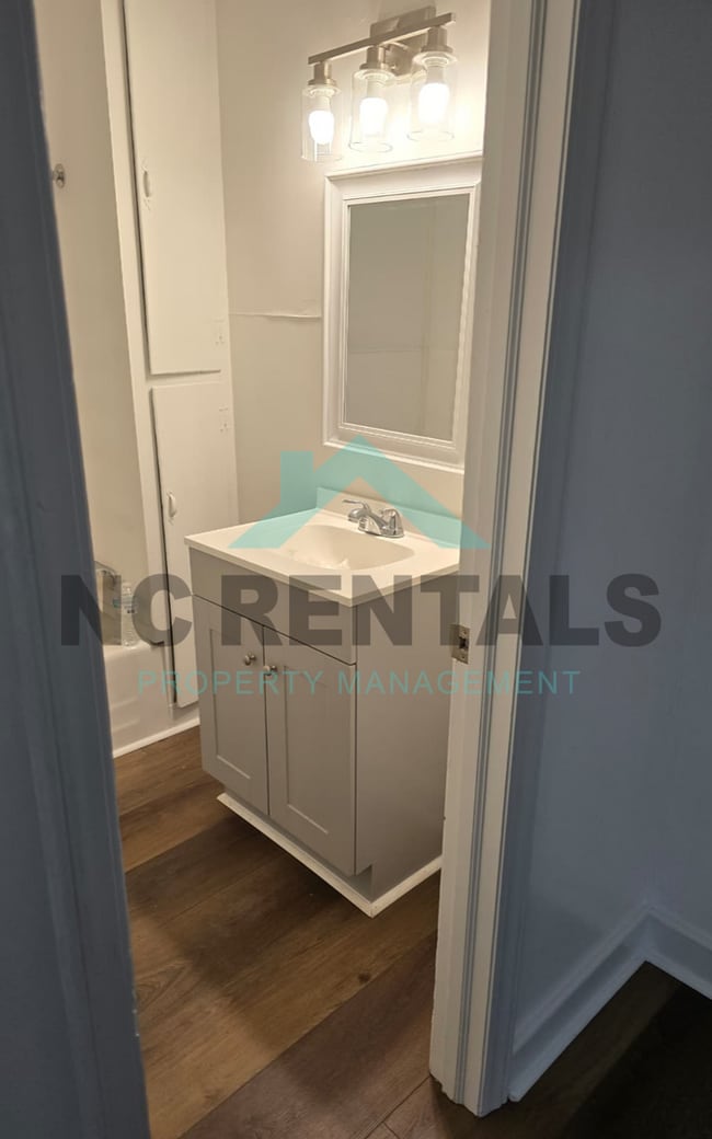 Building Photo - 162 Trivette Rd