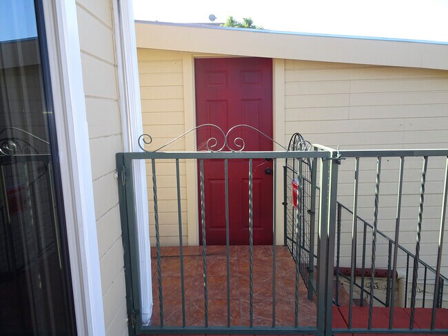 Door To Garage - 2043 Altamont Rd