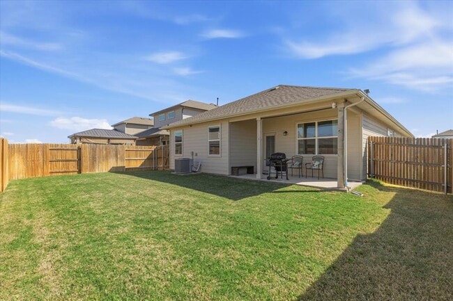 Building Photo - 112 Rainmaker Cv