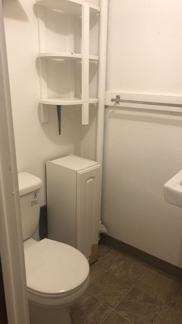 Building Photo - 675-677 NE Opal Street