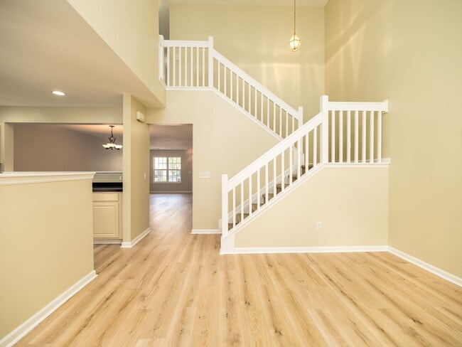 Building Photo - Comfort, Convenience, and Community Living...