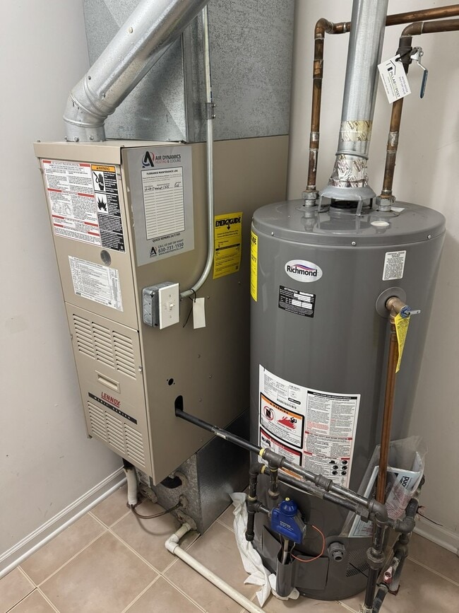 Building Photo - 309 Springbrook Trail S