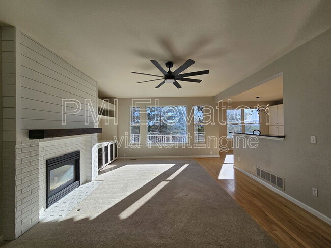 Building Photo - 7101 Mountain Brush Cir