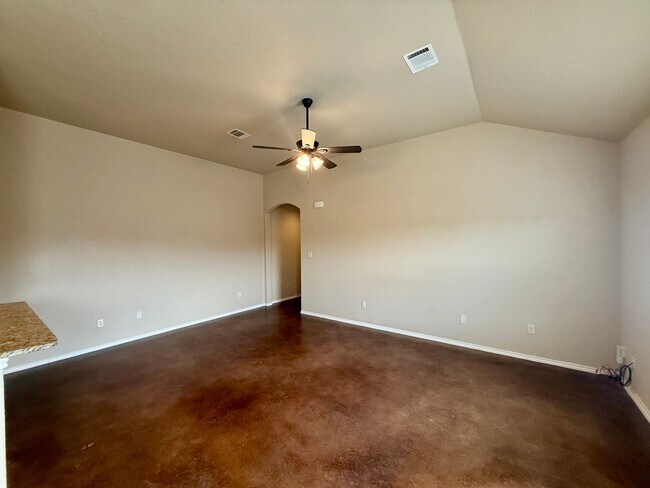 Building Photo - Beautiful 3 bedroom, 2 bathroom home in Ne...