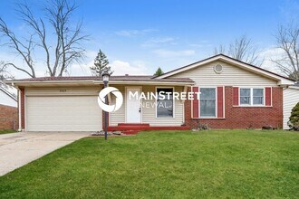 Building Photo - 4 Bedroom Pet-Friendly Home in Florissant,...