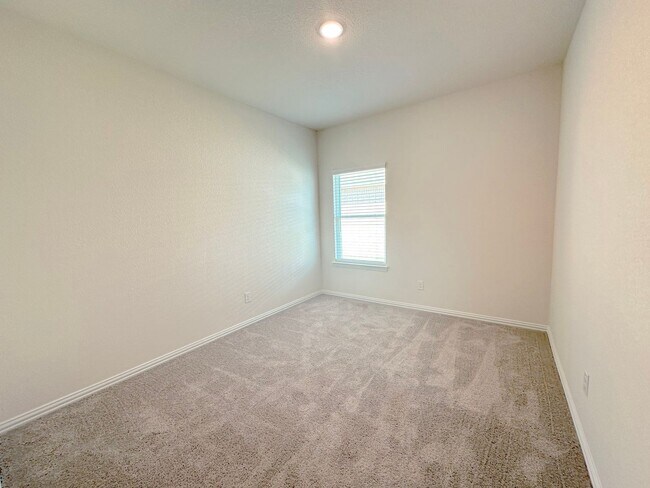 Building Photo - *NEW CONSTRUCTION* 3-Bedroom 2-Bathroom House In Lorena!