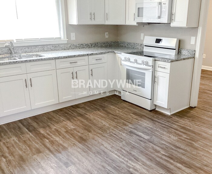 Building Photo - 6232 Lance Ln