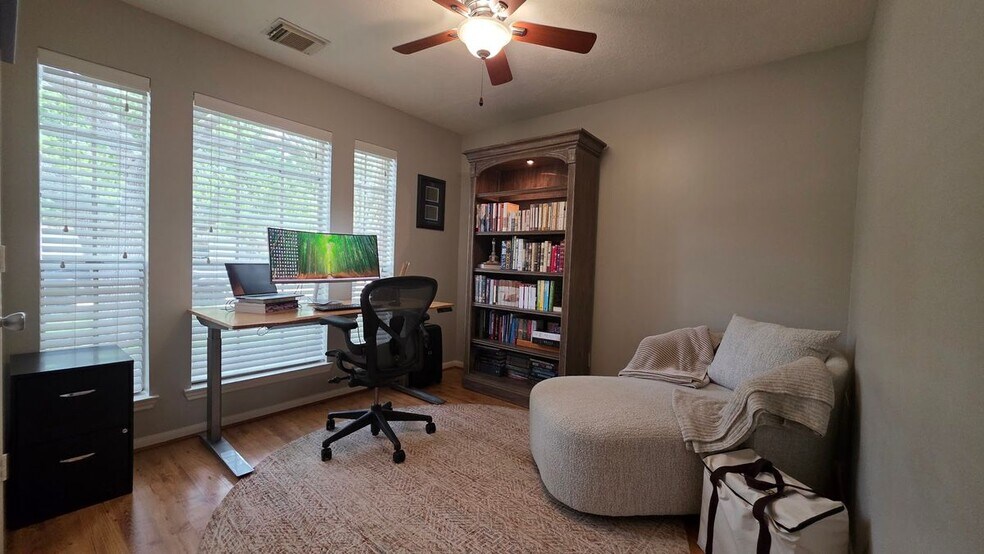 Building Photo - 7207 Brockington Dr