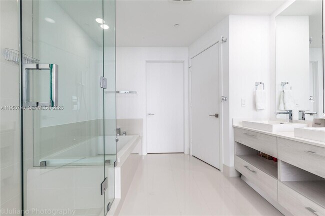 Building Photo - 55 SW 9th St