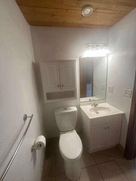 Bathroom - 1415 14th St