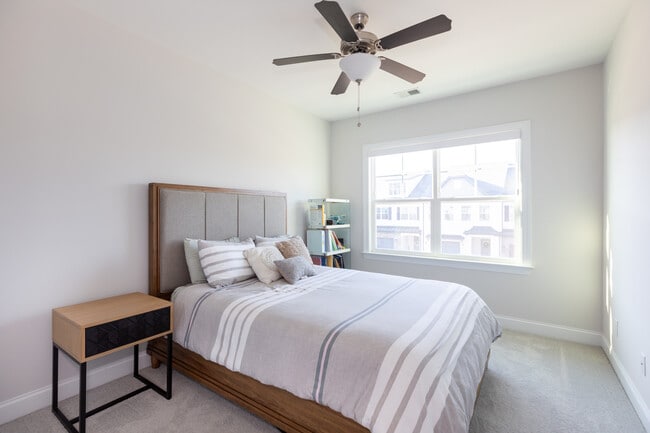 Building Photo - 4807 Blanchard Wy