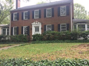 Building Photo - Coming Soon!! 2 Bedroom/ 2 bath Unit! Supe...