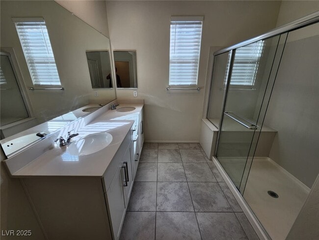 Building Photo - 2910 Ventana Ridge Ave