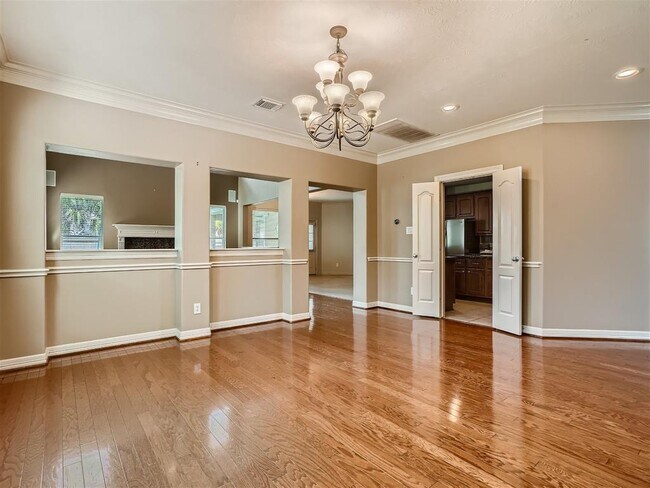 Building Photo - 2331 Vinemead Ct