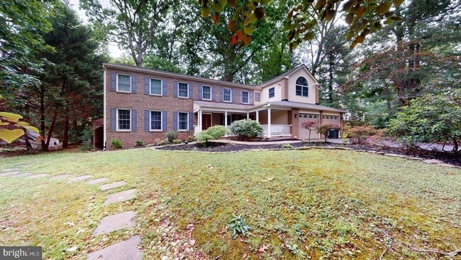 Building Photo - 5803 Hall St
