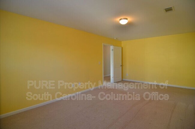 Building Photo - 242 Hawkins Creek Rd